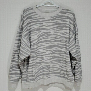 American Eagle xs ahh-mazingly soft jegging fit crew neck sweater